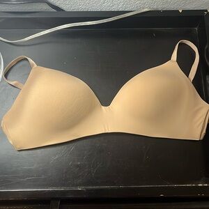 Victoria’s Secret Bra 34C